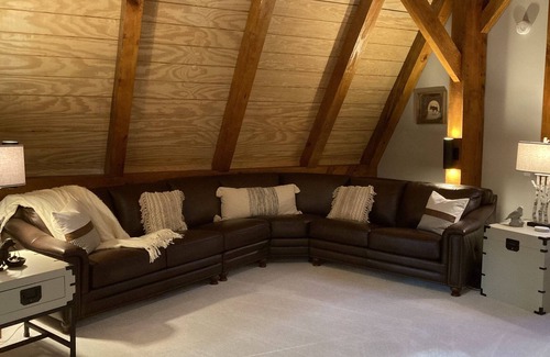 Raleigh Other | An owner-built custom timber, pegged barn-like home made ala’ Amish style!