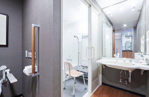Shinchi Hotel | ANA Crowne Plaza Osaka by IHG