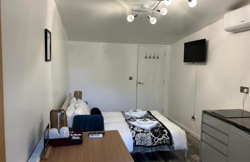 Horley House | Ana guest house