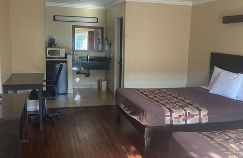Anaheim Resort Hotel | Anaheim Astoria Inn And Suites