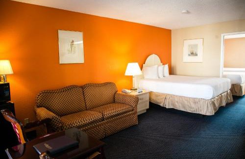 Anaheim Resort Hotel | Anaheim Carriage Inn