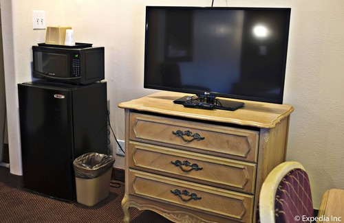 Anaheim Resort Hotel | Anaheim Discovery Inn & Suites