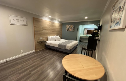 Northwest Anaheim Hotel | Anaheim Executive Inn & Suites