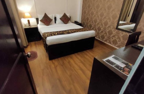 Sector D Hotel | Anand Bhawan