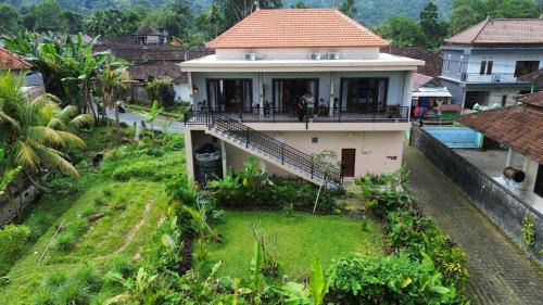 Sidemen House | Anantalla Homestay