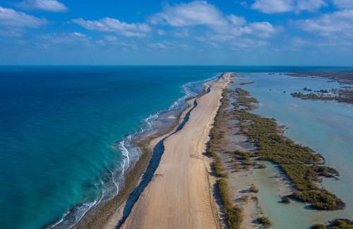 Sir Bani Yas Island Resort | Anantara Sir Bani Yas Island Al Yamm Villa Resort