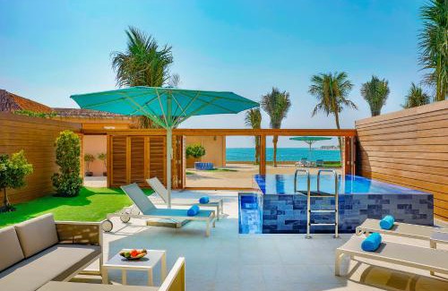 Dubai Resort | Anantara World Islands Dubai Resort
