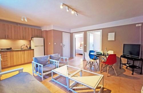 Omales House | Anaroussa Diros Apartment