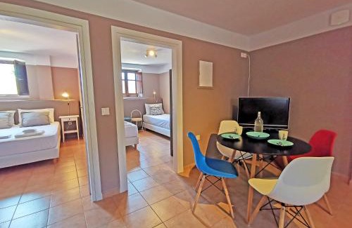 Omales House | Anaroussa Diros Apartment