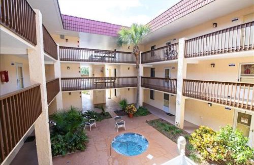 St. Augustine Beach Apartment | Anastasia Island, St. Augustine Beach Unit 1107