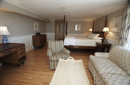 Provincetown House | Anchor Inn Beach House