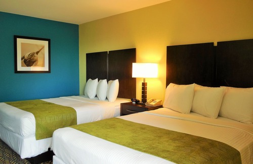 Chincoteague Hotel | Anchor Inn