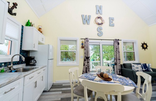 Spanish Wells House | Anchor's Away, Russell Island