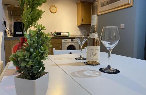 Canon's Marsh Apartment | Anchor Walk Central Location Long Stays by Max Wilde