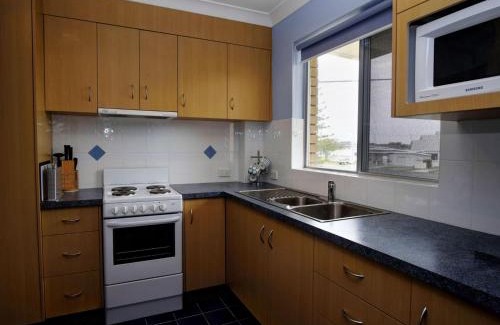 Tuncurry Apartment | Anchorage 7