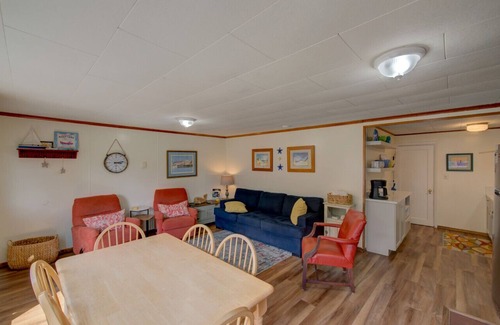 Long Beach Cottage | Anchorage Cottages Unit 5 Dog Friendly and close to the beach