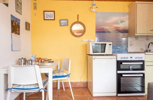 Downderry Cottage | Anchors Away, 2 min walk to Downderry beach