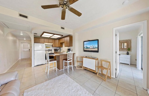 Mid Island House | Anchors Away A, 1 Bedroom, Ground Floor, Bay Views