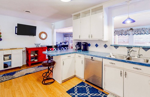 Gordonville House | Anchors Away @ Lake Texoma | House in Pottsboro with large yard & full kitchen