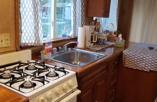 Waterloo Boat Rental | Anchors Away