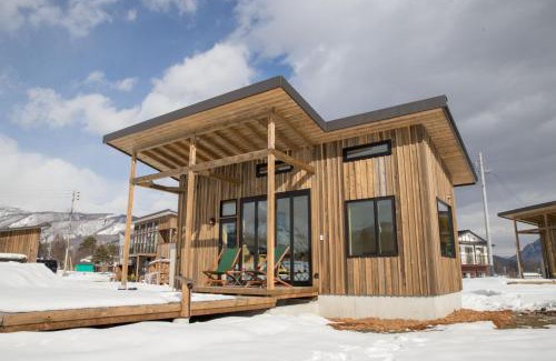 Hakuba Ski Chalet | And MOUNTAIN