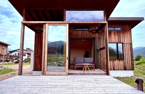 Hakuba Ski Chalet | And MOUNTAIN