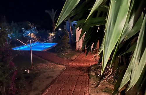 Urbanizacion Marbessa House | Andalusian vacation home with pool 4x8m, 4 beds, 400m from the beach + restaurants
