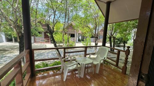 Ko Phi Phi Hotel | Andaman Resort