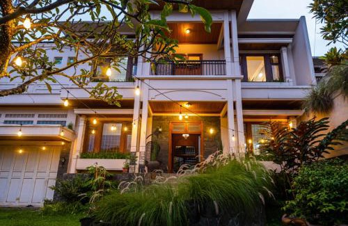 Bandung Villa | Andaru Sukahaji - Perfect for Family and Friends