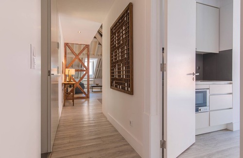 Misericordia Apartment | Ando Living - Abrantes 10 House