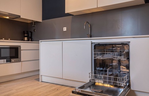 Misericordia Apartment | Ando Living - Abrantes 10 House