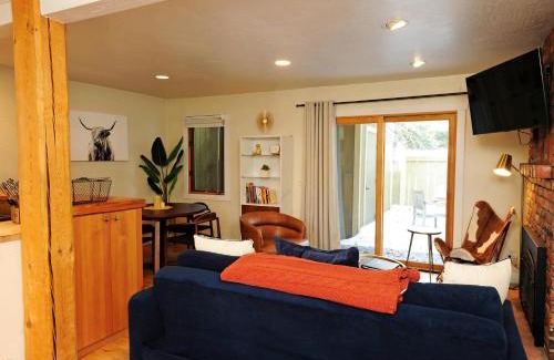 Ketchum House | Andora Villa Condo 109