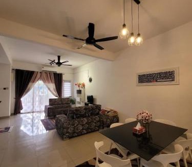 Sepang House | Andra Homestay KLIA