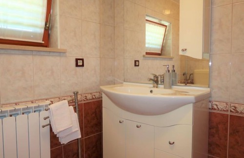 Gondolici House | Andrea (LBN415) by Interhome