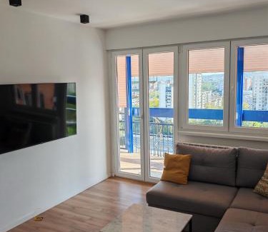 Novi Beograd Apartment | Andrej 64
