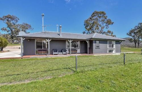 Broke House | Andres Farm Cottage