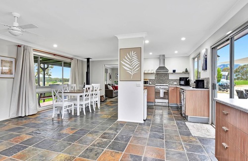 Broke House | Andres Farm Cottage - Your Peaceful Country Escape in the Heart of Hunter Valley
