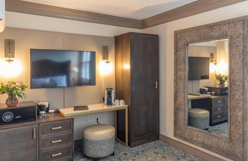 Charleston Historic District Hotel | Andrew Pinckney Inn