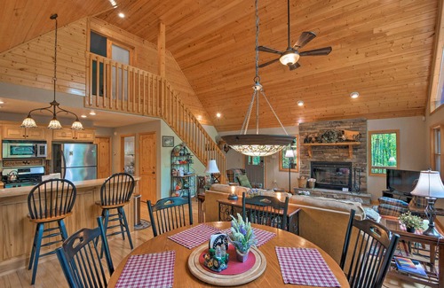 Andrews Cabin | Andrews Cabin w/Game Room & Covered Porch!