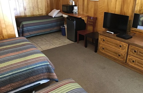 Walker Hotel | Andruss Motel