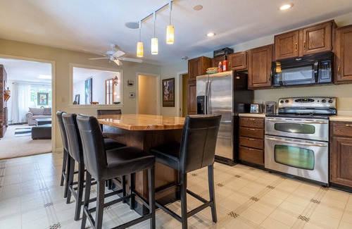 Falmouth House | Andy's Retreat - Heated outdoor pool, hot tub, central AC, fire pit, bbq