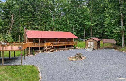 Cosby House | Andy Woods Lodge - 4 Bedrooms, 1,5 Baths, Sleeps 8 home