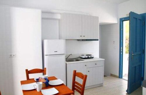 Serifos Apartment | Anemoessa Studios