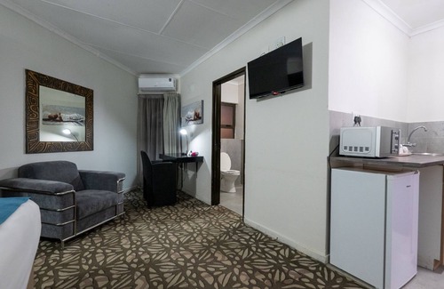 Ekurhuleni Hotel | ANEW Hotel & Convention Centre OR Tambo