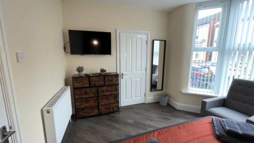 Anfield Bed & Breakfast | ANFIELD PLACE TO STAY
