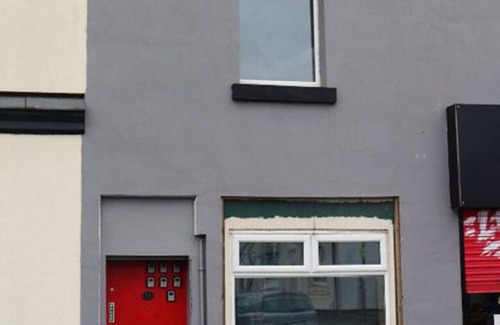Everton Apartment | Anfield View - Room 4 - Twin