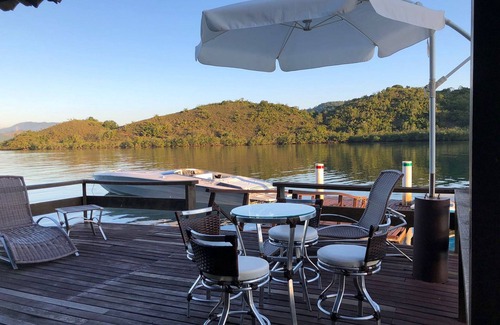 Itanema Villa | Ang062 - Beautiful beachfront house in an Angra dos Reis condominium