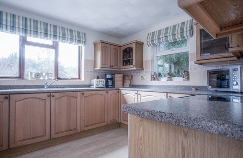 Amroth Cottage | Angel Cottage - 3 Bedroom - Stepaside