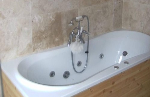 Bogside Bed & Breakfast | Angel House Bed & Breakfast