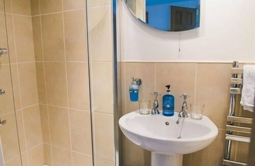 Bogside Bed & Breakfast | Angel House Bed & Breakfast